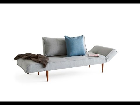 ZEAL Daybed with DARK STYLETTO legs