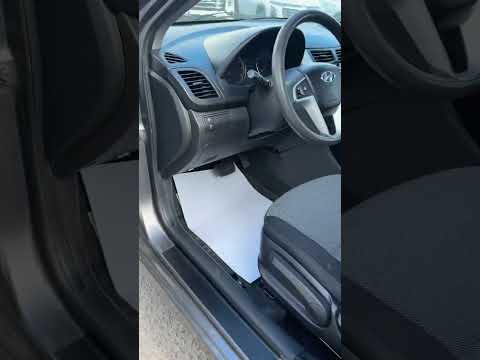 фото hyundai solaris i 0