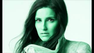 Nelly Furtadoo - Hold up (With Lyrics)