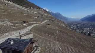 preview picture of video 'Drone Dji Inspire 1 quadricoptere areodinamic rotating gimbal Suisse Valais'