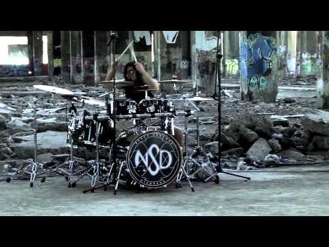 Nunca Seremos Dichosos: Revolución - DVD La Maestranza