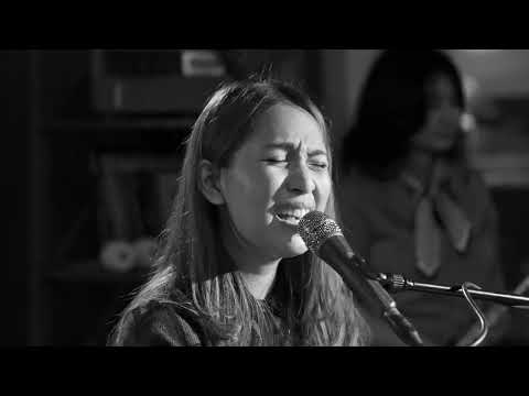 Big Crown Records and Thee Marloes