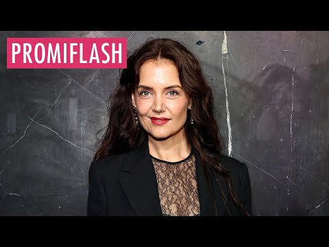 Video Thumbnail: Katie Holmes feiert ihren letzten Tag am Broadway