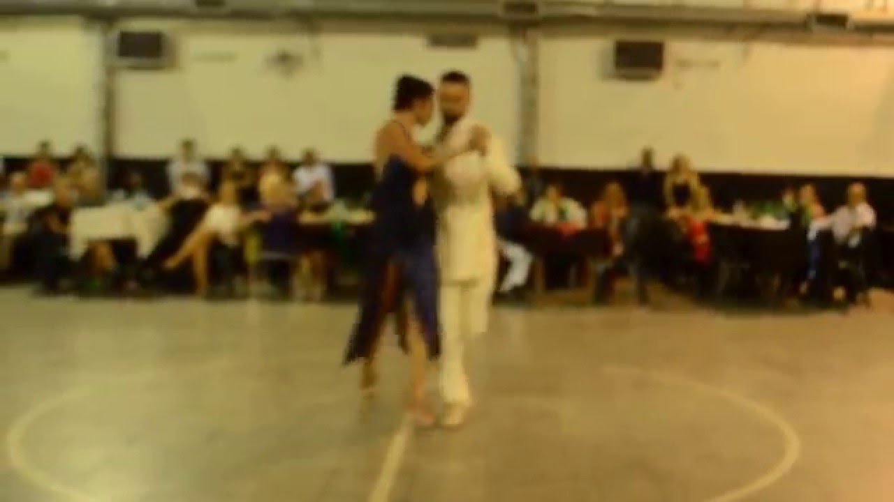 Video thumbnail for Javier Rodriguez & Moira Castellano en Milonga Malena Sunderland Club 2/4
