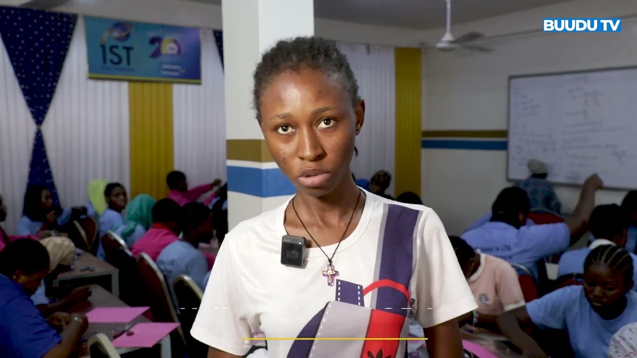 Fabrication de serviettes hygiéniques réutilisables au Lycée Privé des Techniques Appliquées