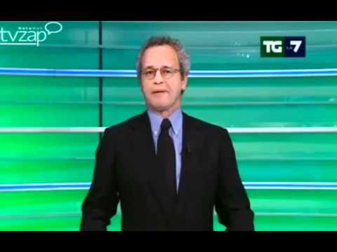 Enrico Mentana intervista Berlusconi, ma è uno scherzo.