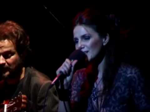 Una rosa y un farol - La Chicana