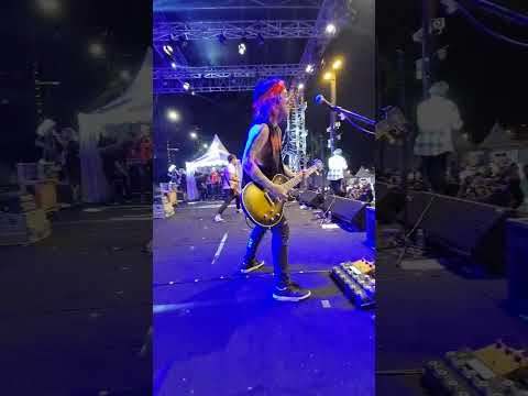SUMMERLANE X IKMAL TOBING - MOVE ALONG LIVE AT JAKCLOTH 2023