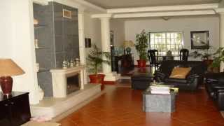 preview picture of video 'Villa in quiet neighborhood, fully furnished. Portugal-250000€'