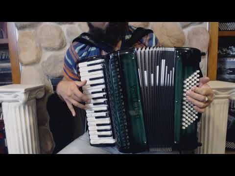BELTSTUIII3072GS - Green Shadow Beltuna Studio III Piano Accordion LMM 30 72 $4499