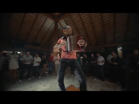 Yovanny Polanco - A Beber con Juan (Video Oficial)