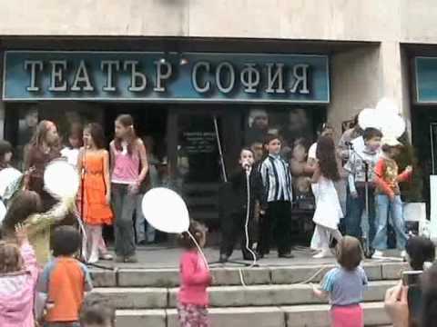 Daniel Anastasov & Trixie -"Veche sum goljam" -01. 06. 2007