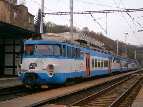 Pantografy 451 a 452