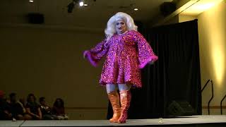 Coco TacoBell performing Miss Piggy Mix