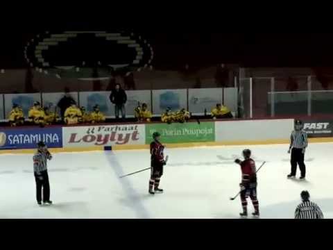 A-Ässät-Kalpa 2.11.2014. Oliwer Kasken voittomaali,komea siniviivalämäri 3-0 !!!