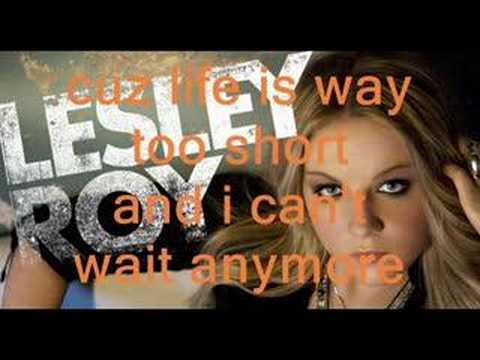 I'm Gone, I'm Going - Lesley Roy (Lyrics)