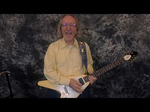 Video Demo 2008 Gibson Flying V Factor X Alpine White MINT Pro Setup Gibson Branded Strap and Hard Shell Case image 15