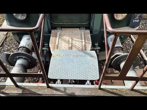 Einfahrt Langnau i.E., Gleis 46: BDe 201 & Bi 523