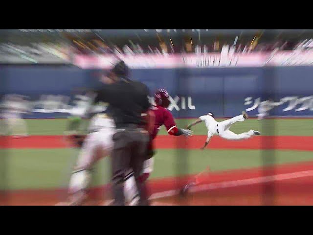 【7回表】横っ飛び!! バファローズ・ラベロ ピンチの場面で大ファインプレー!! 2022年3月29日 オリックス・バファローズ 対 東北楽天ゴールデンイーグルス