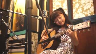 爱你 Ai Ni  (Kimberley Chen)  Acoustic Cover by Gail Sophicha 8 Years old. น้องเกล