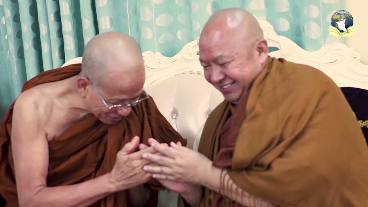 Theo dấu chân Phật