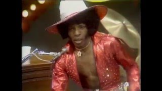 Sly &amp; The Family Stone - Dance To The Music [Live - Soul Train]