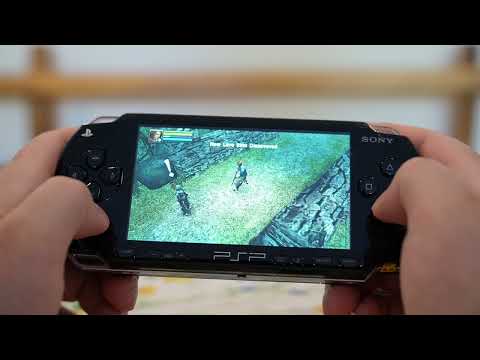 Sony PSP Fat + Dungeon Siege Throne of Agony - Gameplay