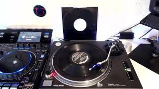 Defcon 3000 - Throw Your Hands Up (Defcon Dub)