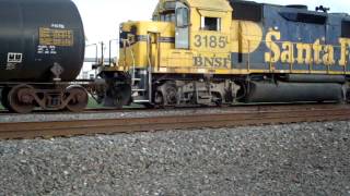 preview picture of video 'BNSF Local at Sealy, TX - 10.23.2012'