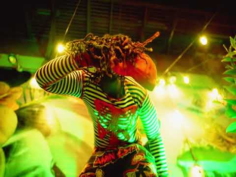 XoXo Sofiyah - Break Her Heart (Official Music Video) [Shot By Sincerely Mizu]