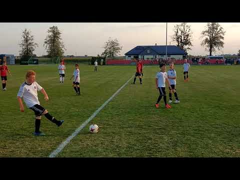 Mecz ligowy Lks Chlebnia 2007 vs  Partyzant Leszno