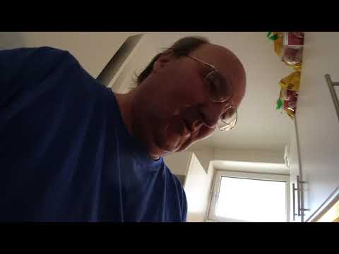 MongoTV_4571 - Mongo Madskole - Hønsebouillonsuppe Med Spahgetti - LØG - Gulerødder