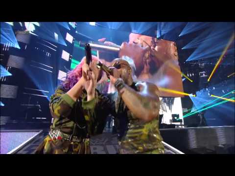 Flo Rida performs "Wild Ones" at Tribute to The Troops