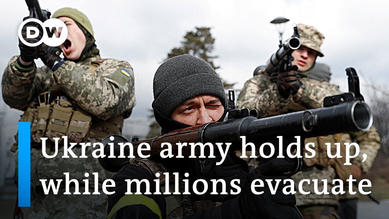 Ukraine latest: Millions evacuate to the west through safe passages | DW News