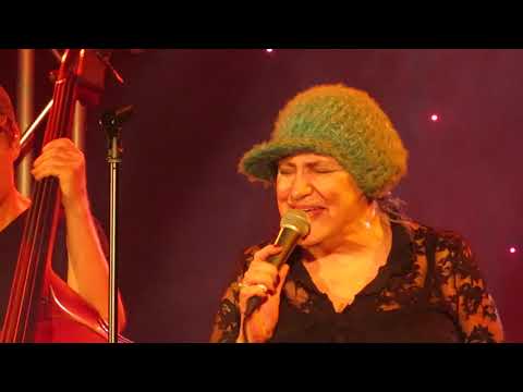 Renee Geyer - Difficult Woman (live 20 Mar 2021)