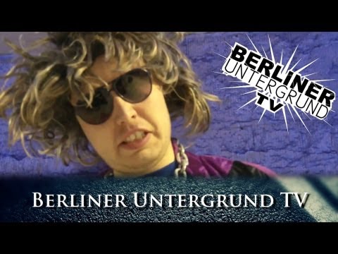 AKFone ft. Six Eastwood & Mikzn70 vs. Mo Dizzle VR3 - VBT 13 (OFFICIAL HD VERSION)