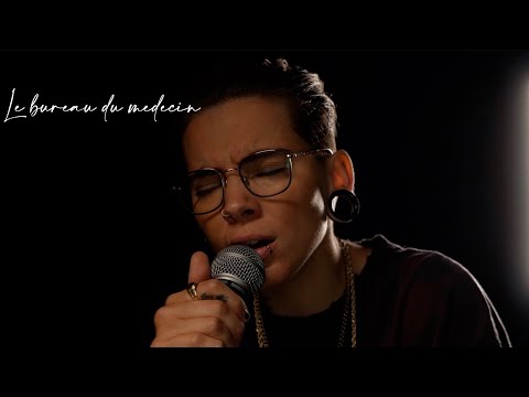 Le Bureau Du Médecin - Roxane Bruneau