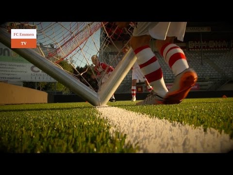 Supporters FC Emmen steunen jeugdopleiding