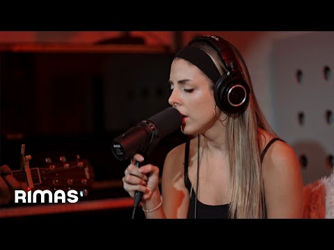 Corina Smith - 8. xq no me dijiste? (Visualizer) | triste pero siempre mami (acústico)