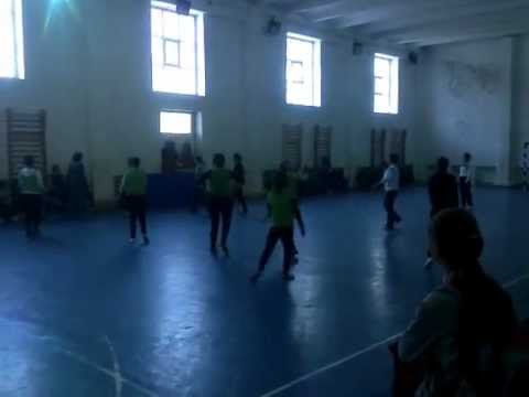 Handball Profesoare vs. Eleve - Maieru