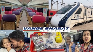 Mumbai To Pune Vande Bharat Express Train Journey Review with food | watch this video before booking