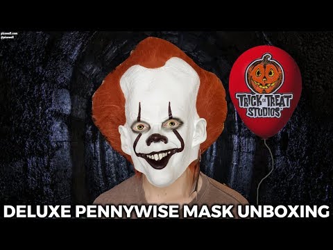 Trick or Treat Studios Deluxe Pennywise Mask Unboxing