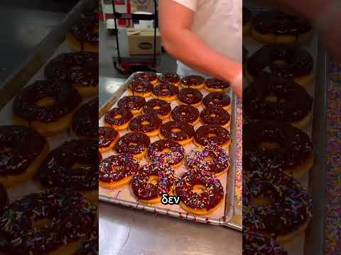 Το Κορίτσι Που Θέλει Ντόνατ Με Τυρί! 🍩😂