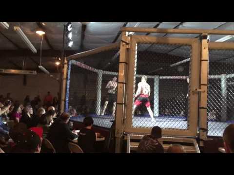 Dallas Jennings vs. Garrett Wells (pro debut)