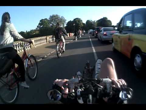 Bl00dy Cyclists - 4 x wrong way and 2 x close passes