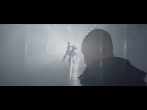 JedenOsiemL - Grawitacja (Official Video)