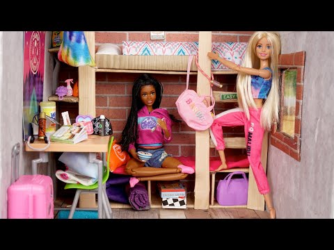 Barbie Summer Camp Counselor - Day in The Life