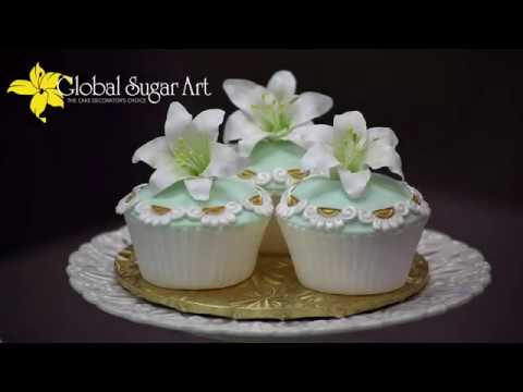 How to Make a Gumpaste Lily 