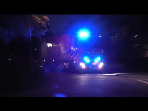 Opkomst en Uitruk SB 110569 Brandweer Krommenie met spoed naar een Brand in Amsterdam Westpoort