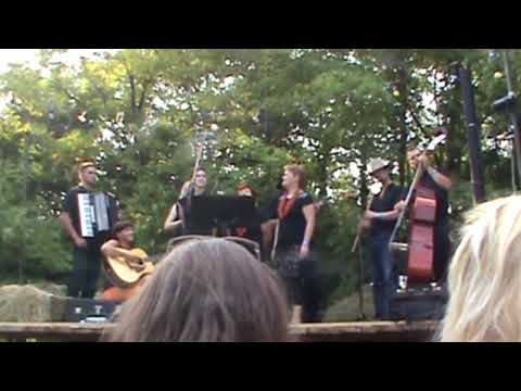 Traditional Slovenian Folk Song  PASTIRČE MLADO Katanija